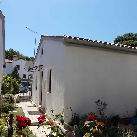 In - Istrien 40312 Apartment Porec